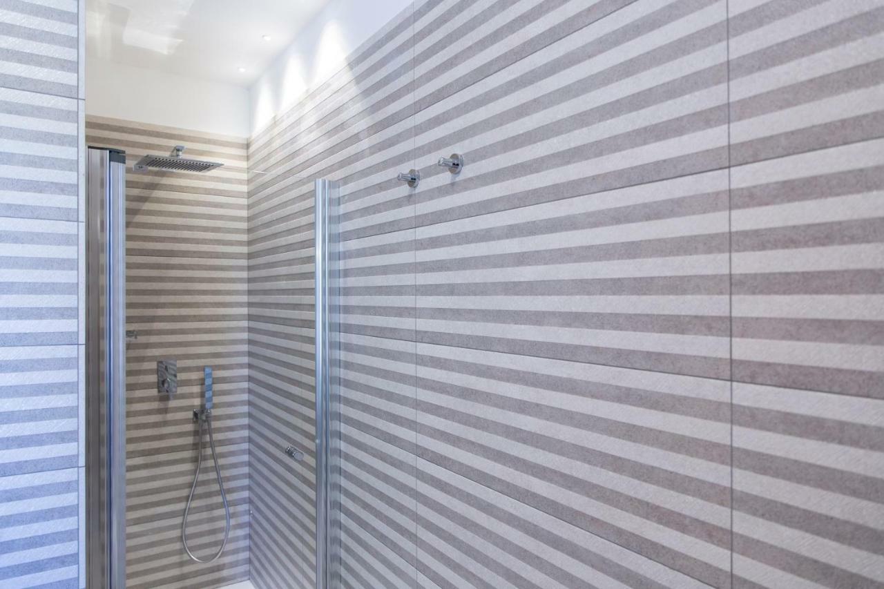Aurum Suites Пескара Экстерьер фото