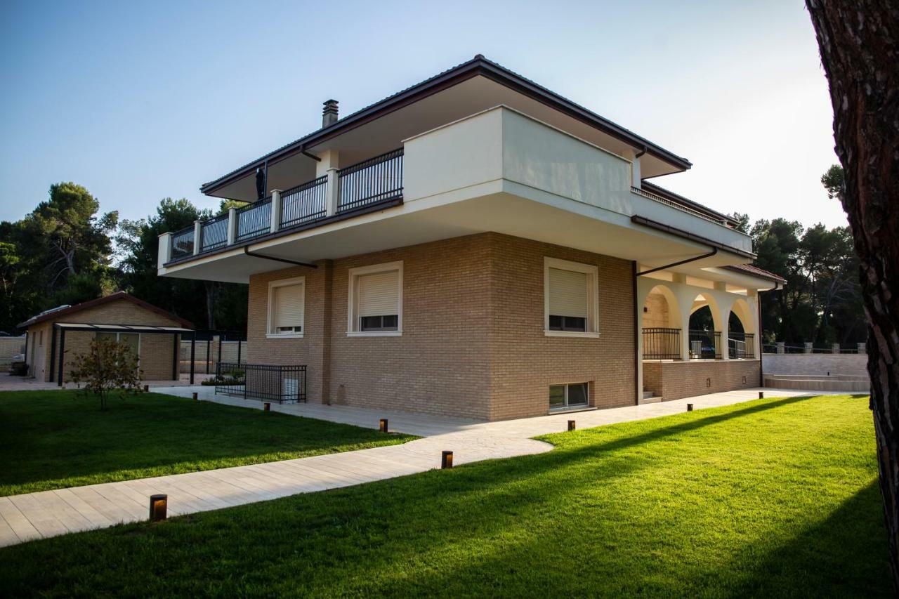 Aurum Suites Пескара Экстерьер фото